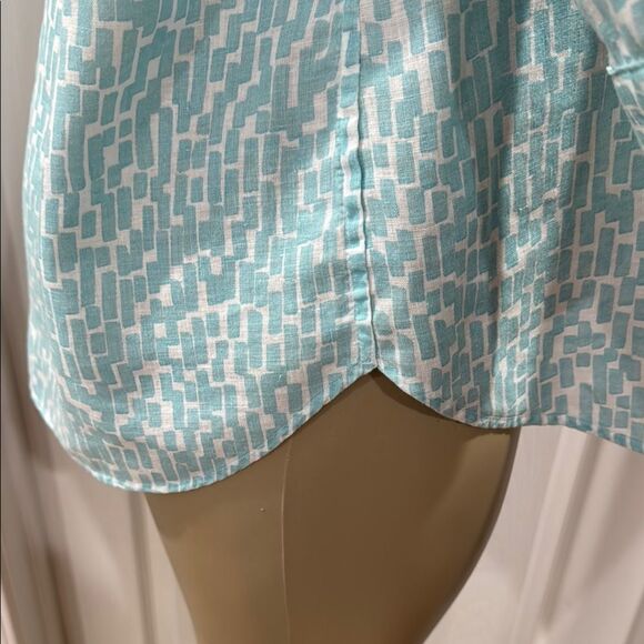 CHICO’S FRESH CHIC BUTTON DOWN SHIRT. - Picture 3 of 7